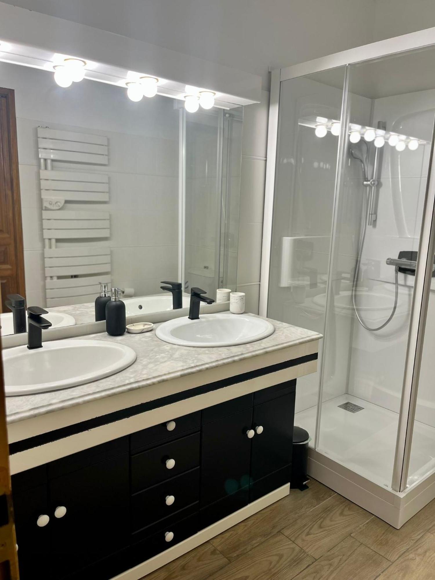 Charmant Appartement Centre-Ville أجاكسيو المظهر الخارجي الصورة